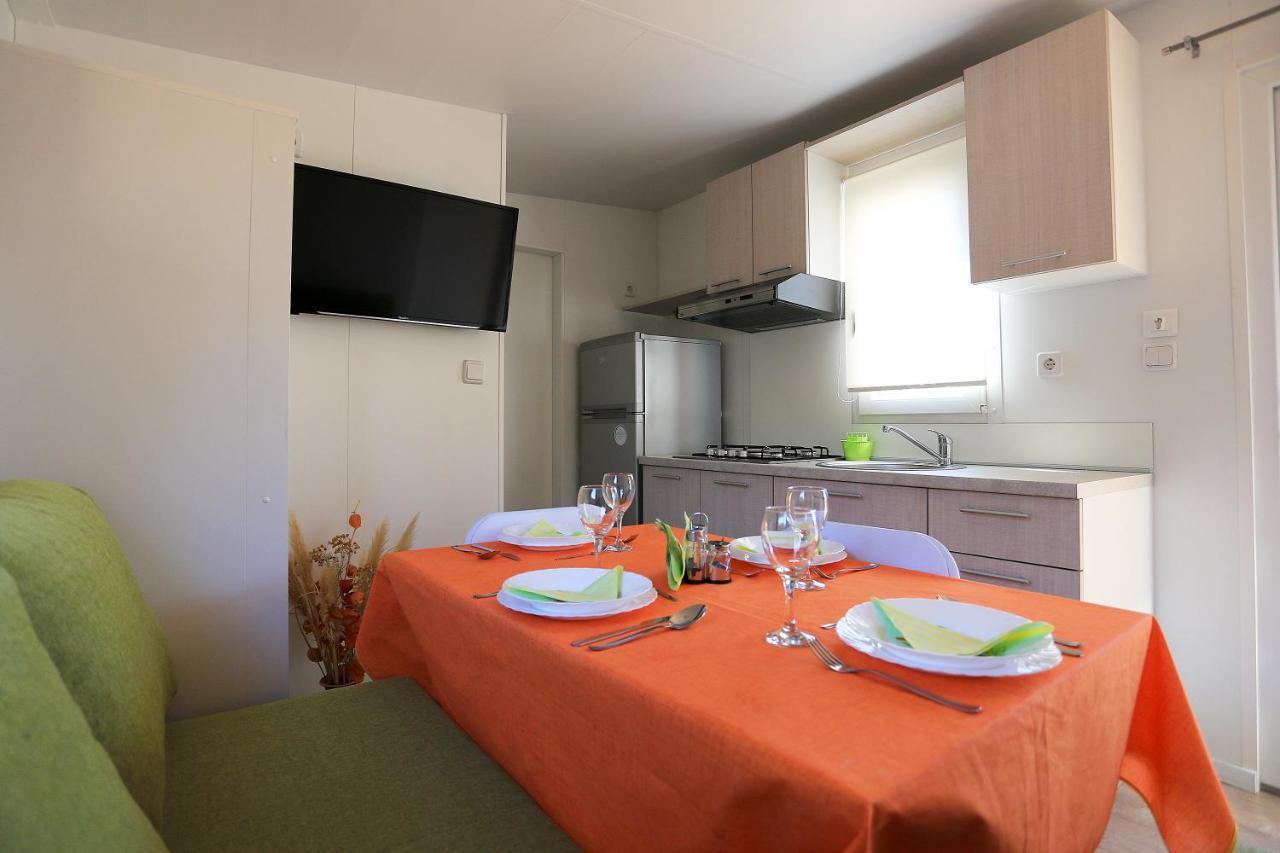 Mobile Homes-Slanica Murter Exterior photo
